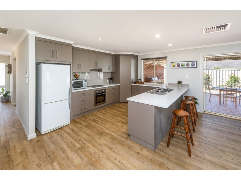 33 Bateman Street, Strathalbyn SA 5255