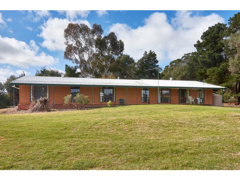 25 Chapel Hill Road, Ashbourne SA 5157