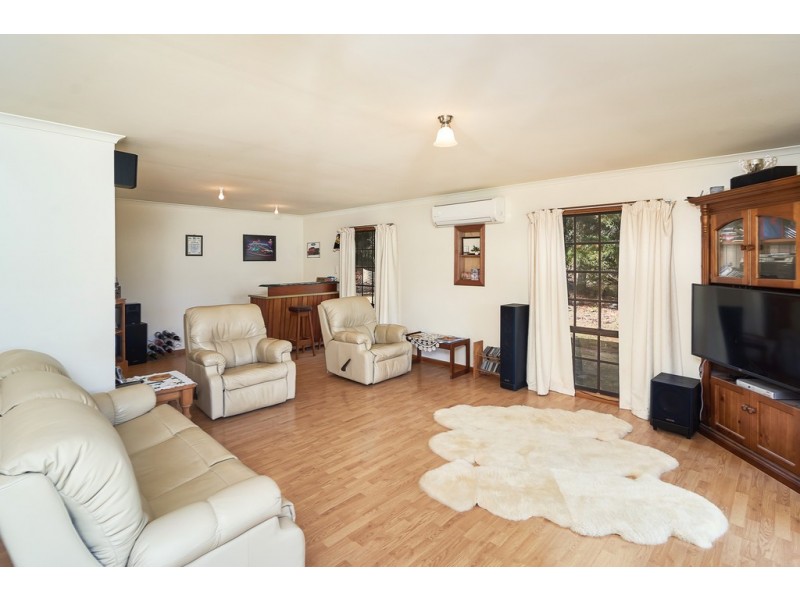 25 Chapel Hill Road, Ashbourne SA 5157