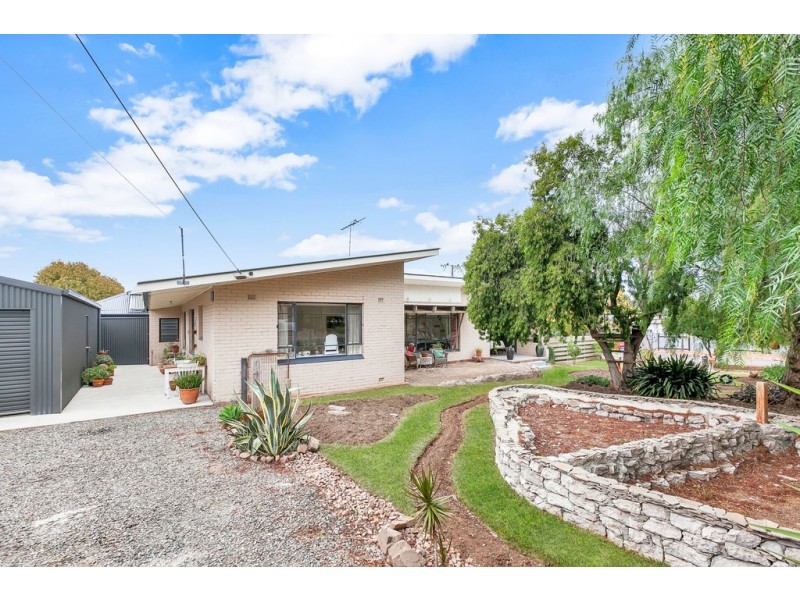 11 Marchant Road, Strathalbyn SA 5255