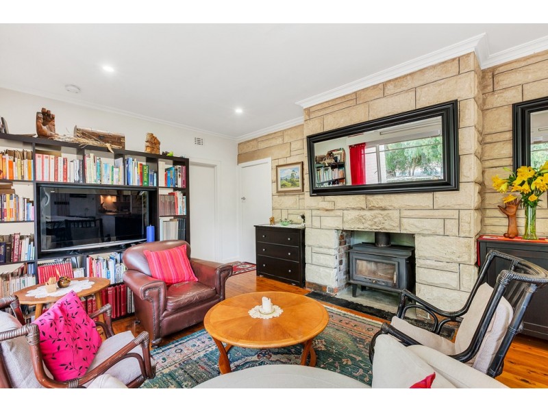 11 Marchant Road, Strathalbyn SA 5255