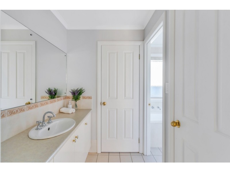 61 Hampden Way, Strathalbyn SA 5255