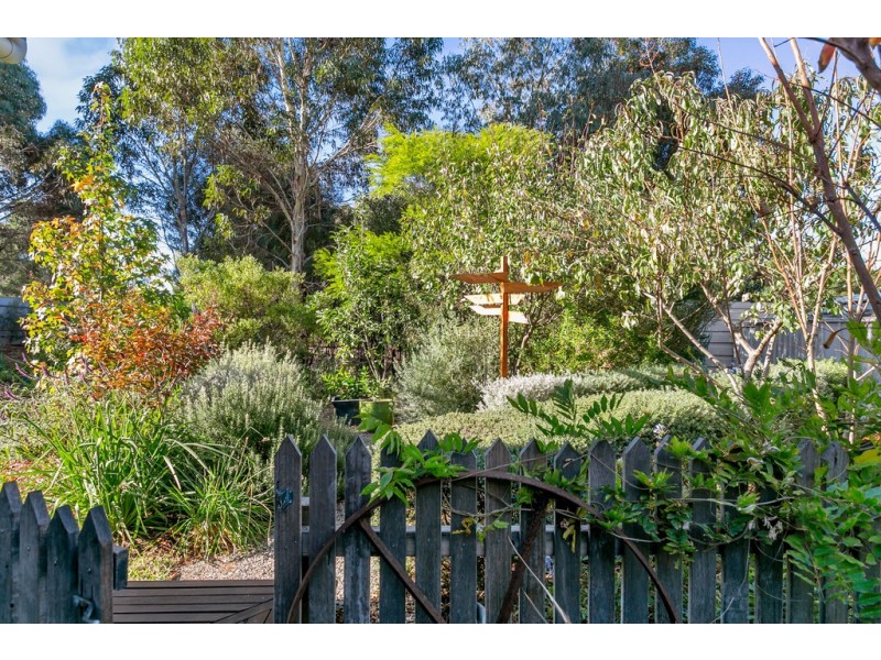 15 Berwick Crescent, Strathalbyn SA 5255