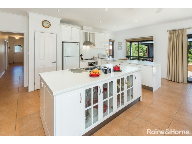 94 Moore Road, Strathalbyn SA 5255