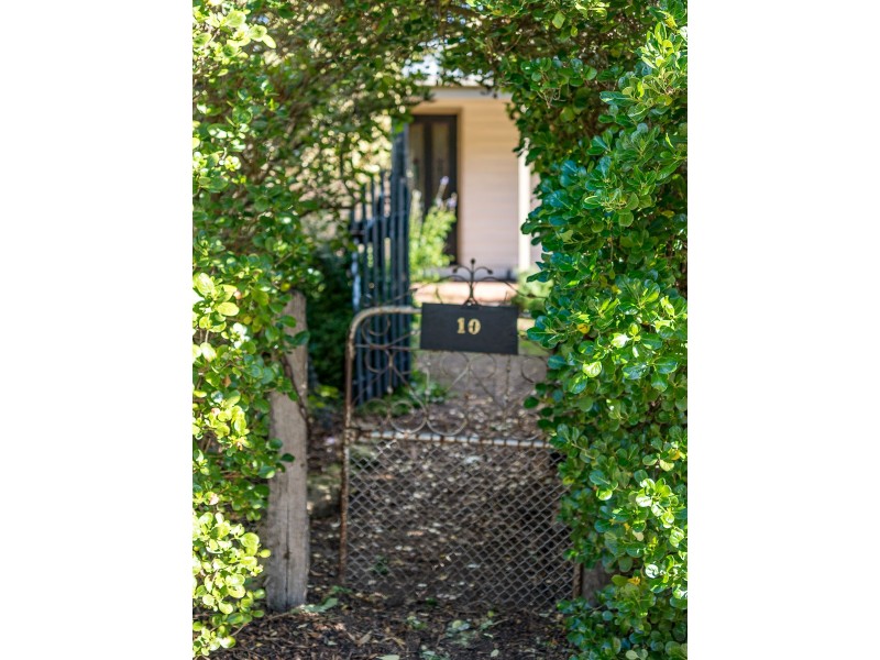 10 Bulkeley Street, Milang SA 5256