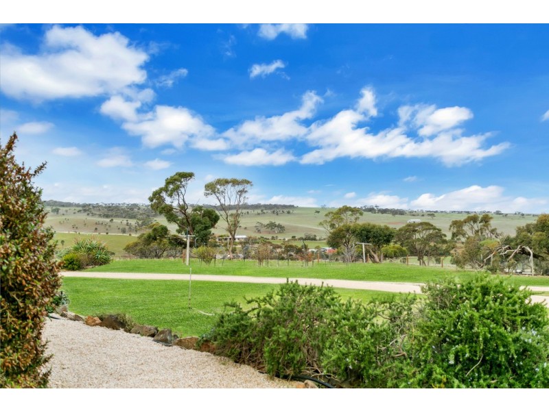 107 Burwood Road, Wistow SA 5251
