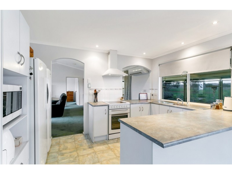 107 Burwood Road, Wistow SA 5251