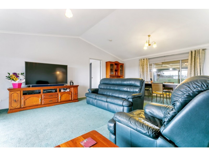 107 Burwood Road, Wistow SA 5251