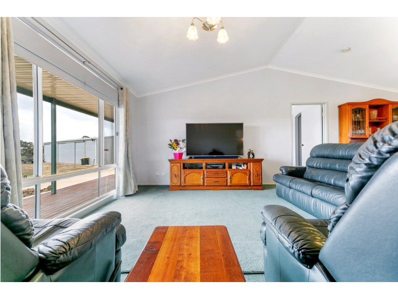 107 Burwood Road, Wistow SA 5251