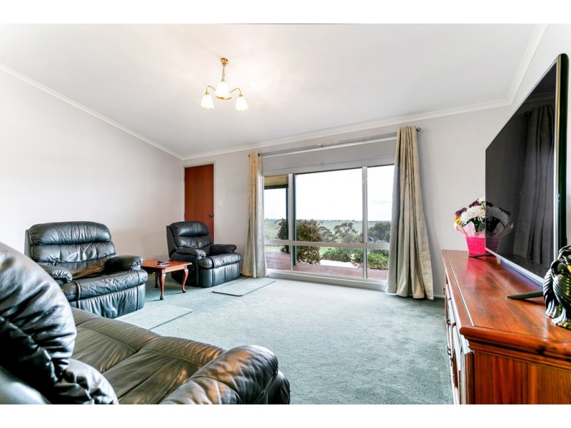107 Burwood Road, Wistow SA 5251