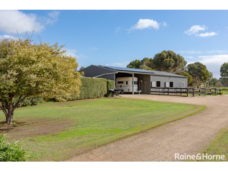 112 Trainers Way, Strathalbyn SA 5255