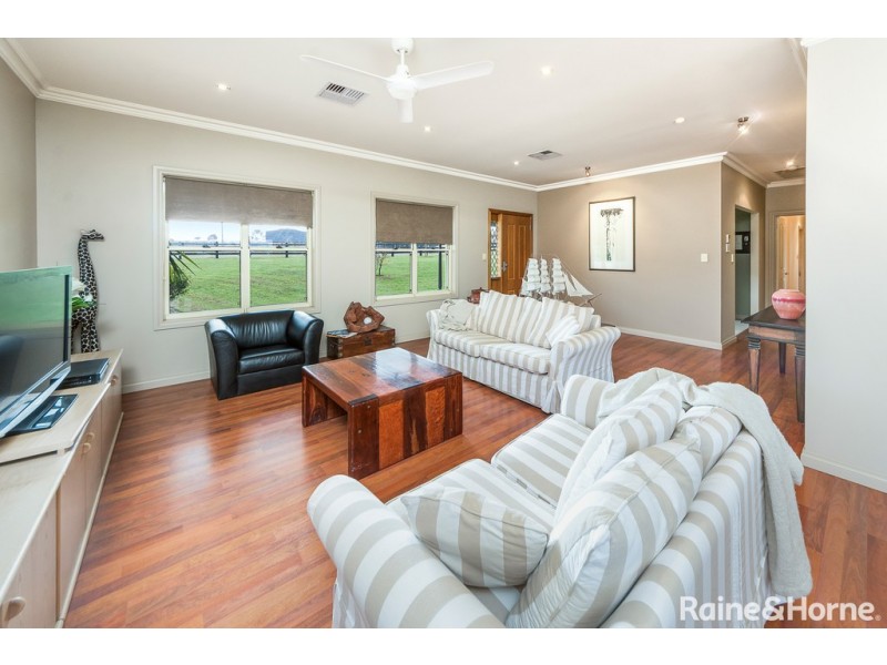 112 Trainers Way, Strathalbyn SA 5255