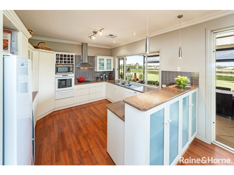 112 Trainers Way, Strathalbyn SA 5255