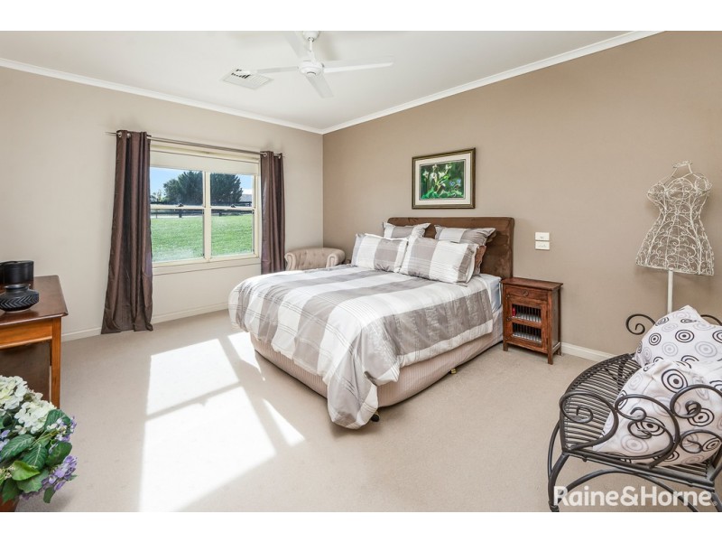 112 Trainers Way, Strathalbyn SA 5255