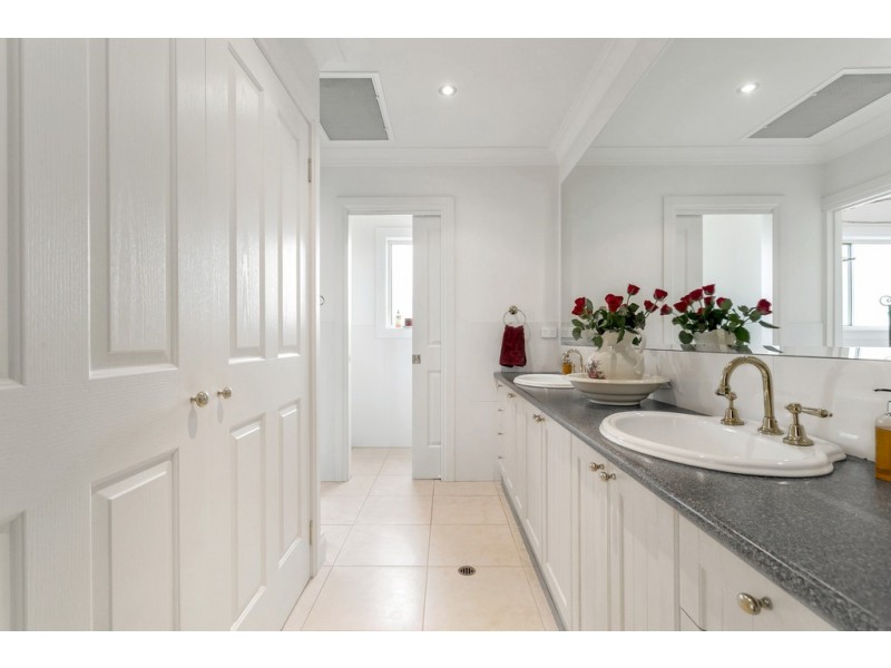 28 Phillips Hill Road, Bull Creek SA 5157