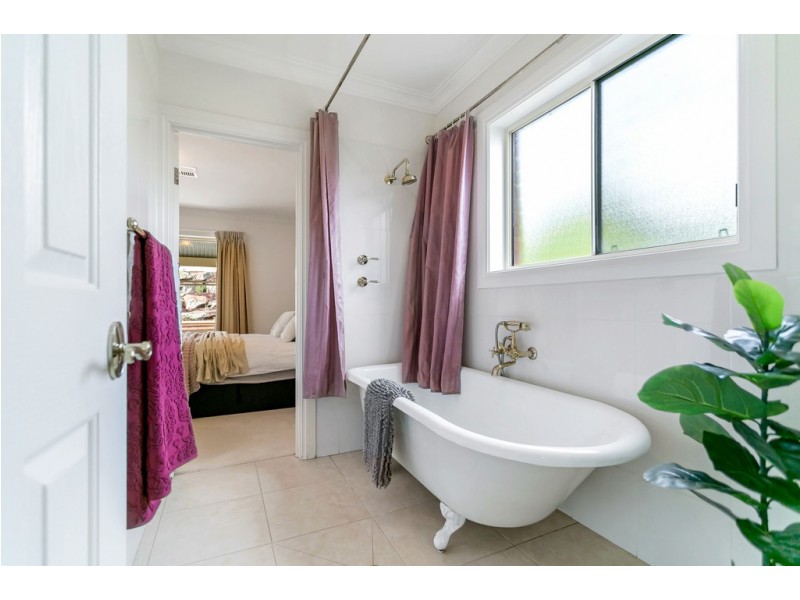 28 Phillips Hill Road, Bull Creek SA 5157