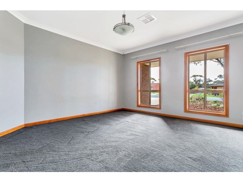 25 Berry Smith Drive, Strathalbyn SA 5255