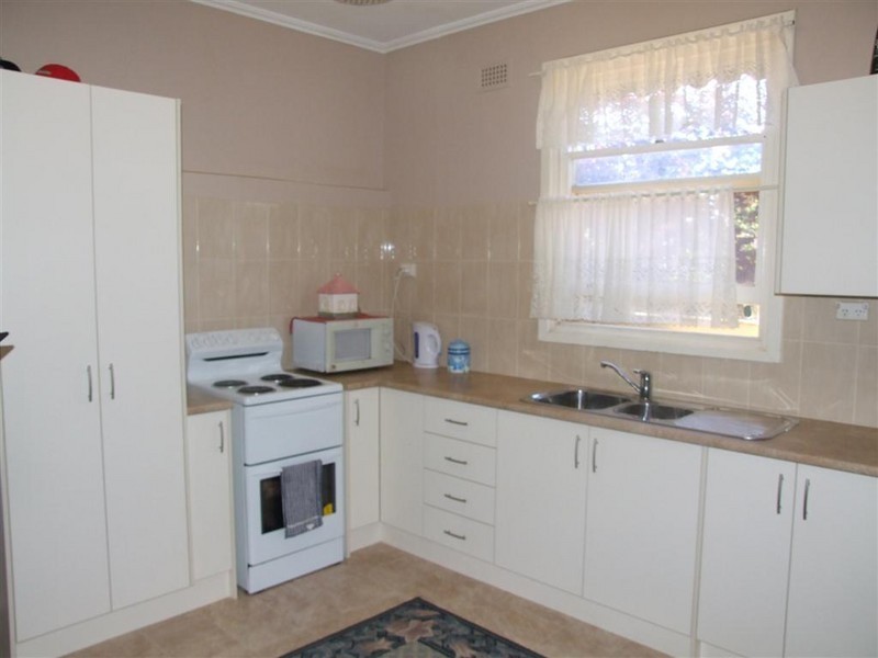 3 East Terrace, Strathalbyn SA 5255