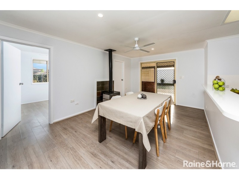 11 Parker Avenue, Strathalbyn SA 5255