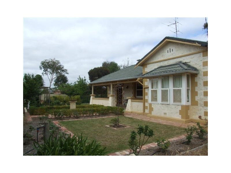 14 Manse Road, Strathalbyn SA 5255