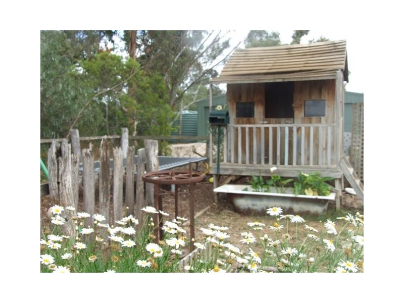 14 Manse Road, Strathalbyn SA 5255
