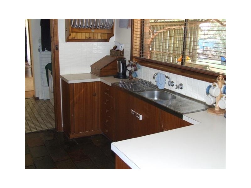 41 Adelaide Road, Strathalbyn SA 5255