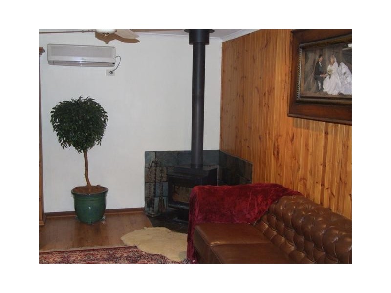 41 Adelaide Road, Strathalbyn SA 5255