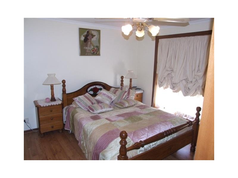 41 Adelaide Road, Strathalbyn SA 5255