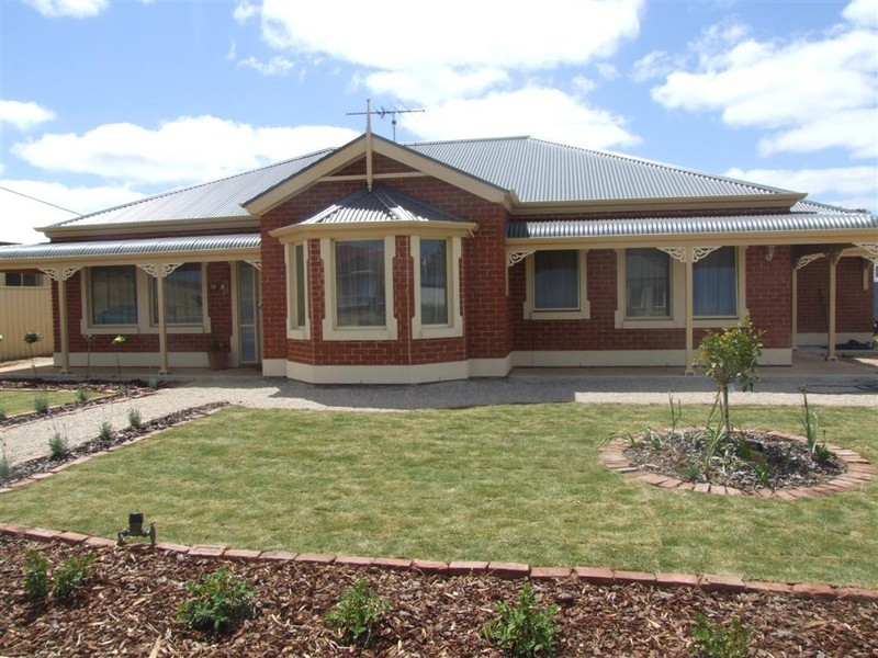 64 Hampden Way, Strathalbyn SA 5255