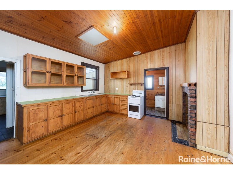 6 Sandergrove Road, Strathalbyn SA 5255