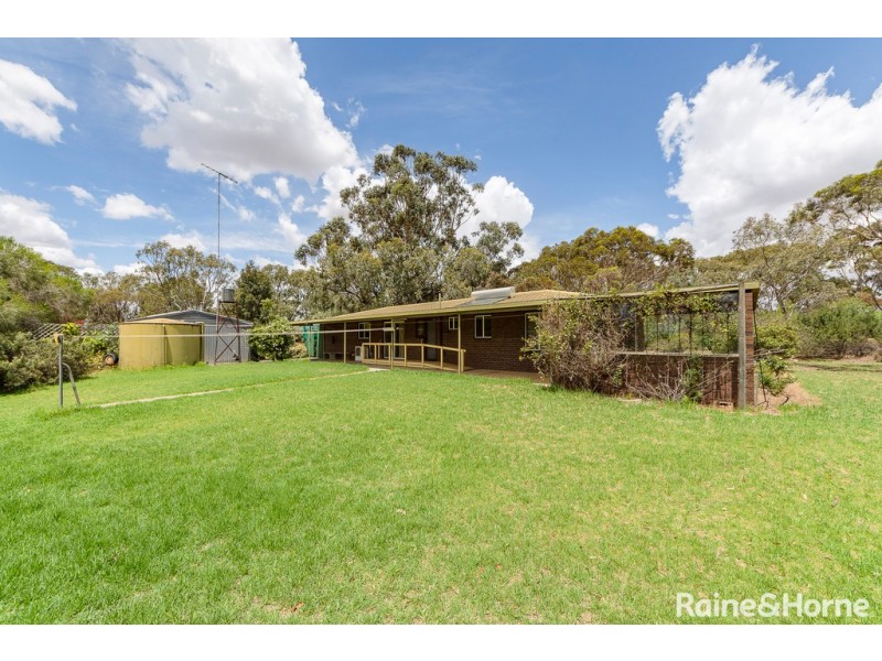 25 Manse Road, Strathalbyn SA 5255