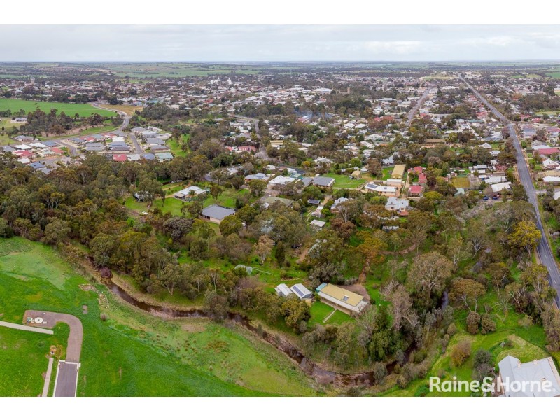 25 Manse Road, Strathalbyn SA 5255