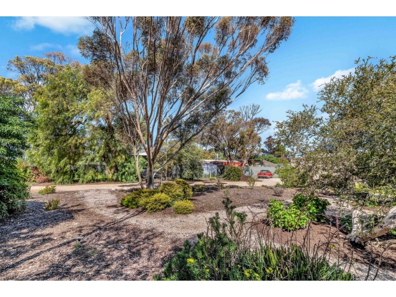 18 – 20 Story Street, Milang SA 5256