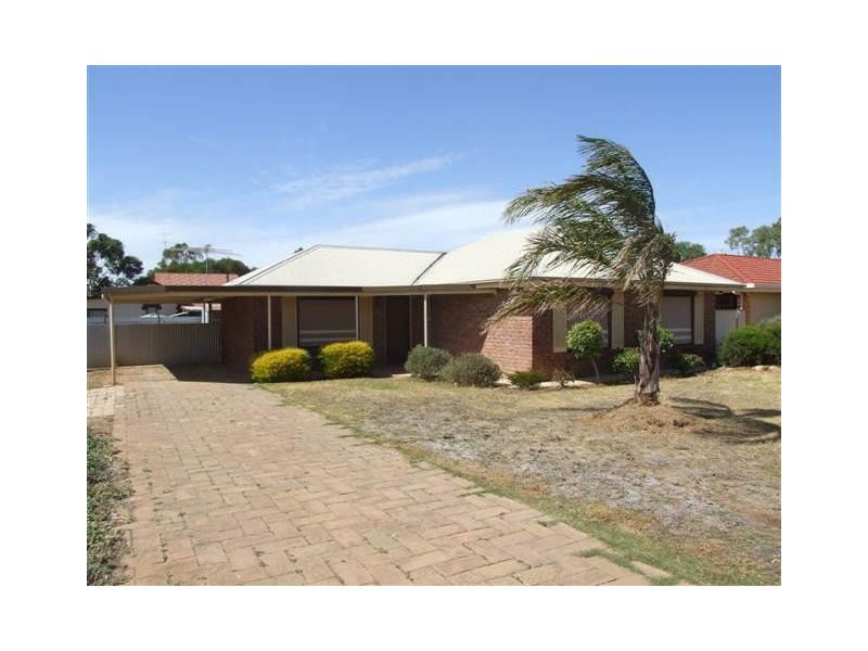 12 Liverpool Drive, Strathalbyn SA 5255