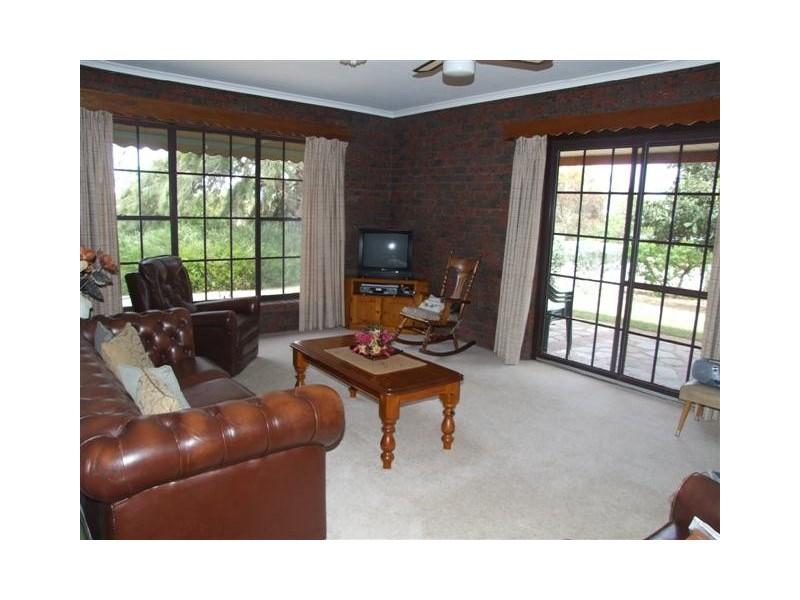 29 Jackson Avenue, Strathalbyn SA 5255