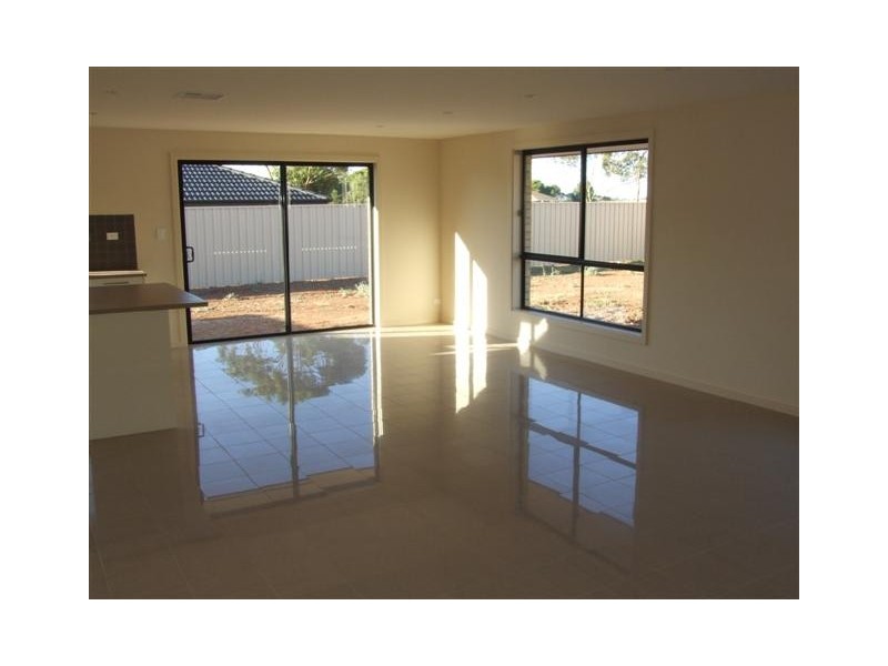 12 Bateman Street, Strathalbyn SA 5255