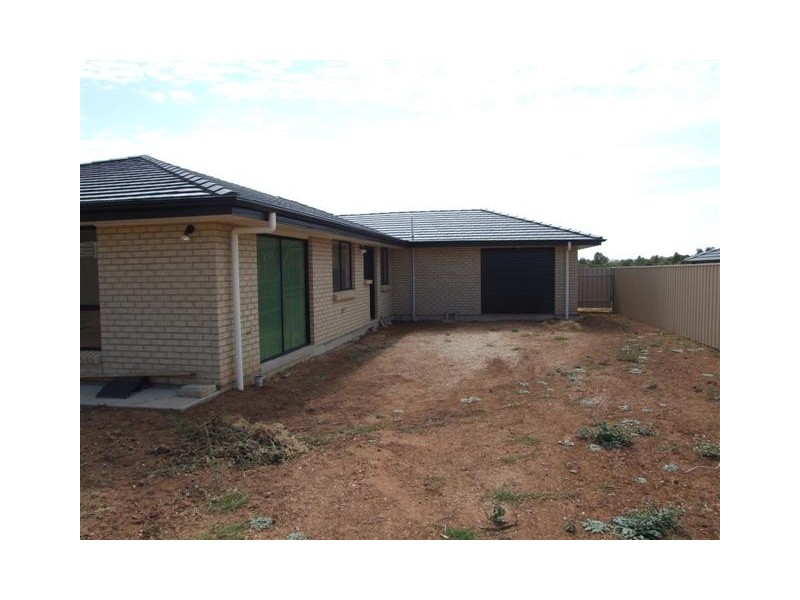 12 Bateman Street, Strathalbyn SA 5255