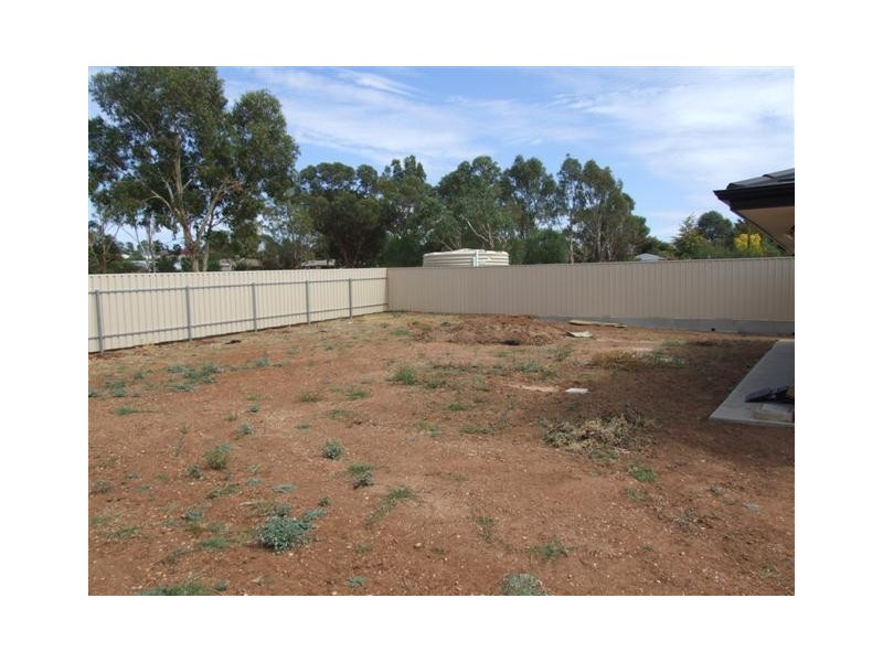 12 Bateman Street, Strathalbyn SA 5255
