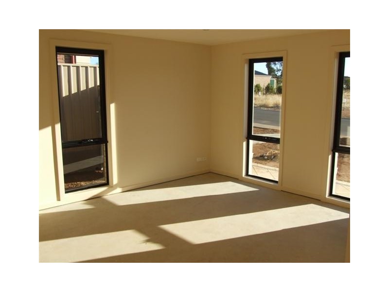 12 Bateman Street, Strathalbyn SA 5255