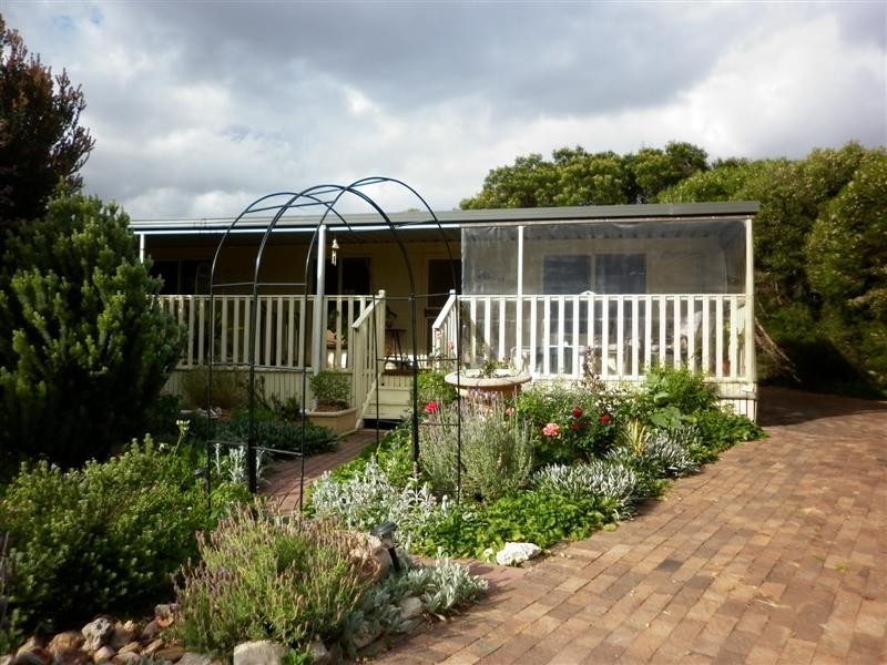 17 Watson Street, Milang SA 5256