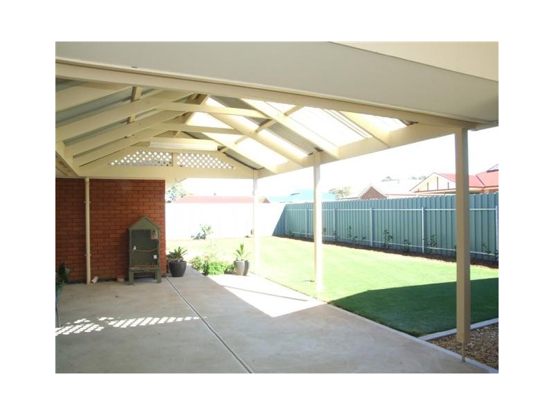 69 Strathmont Drive, Strathalbyn SA 5255