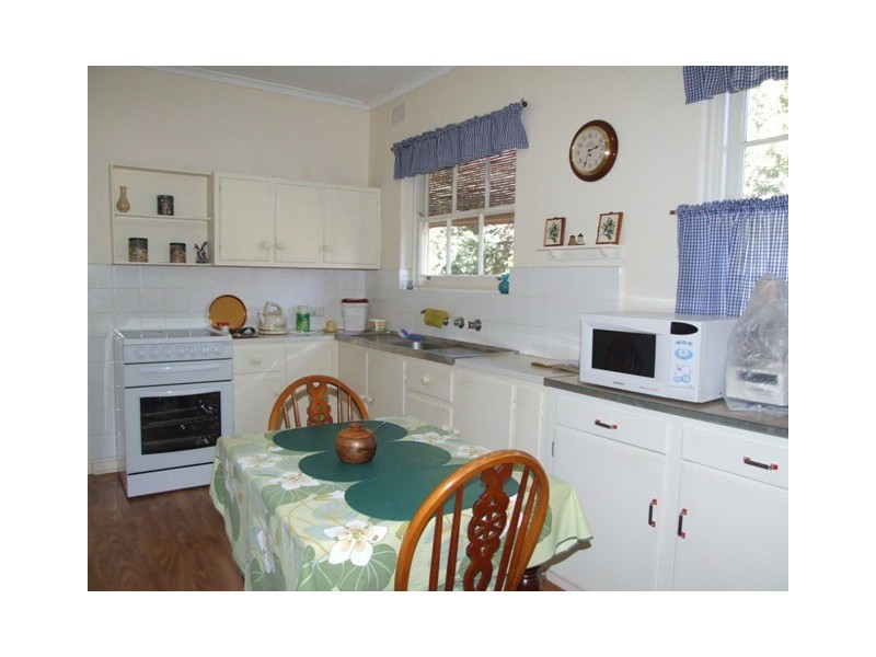 1 Jackson Avenue, Strathalbyn SA 5255