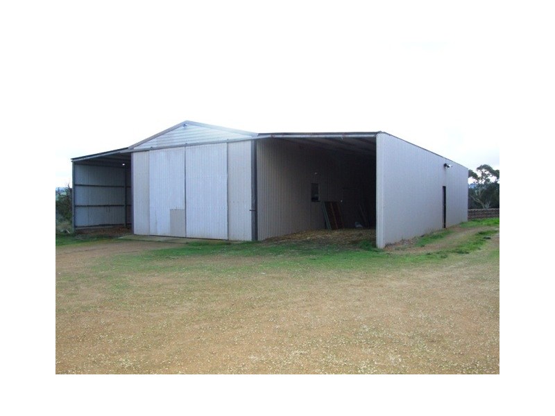 33 Avenue Road, Strathalbyn SA 5255