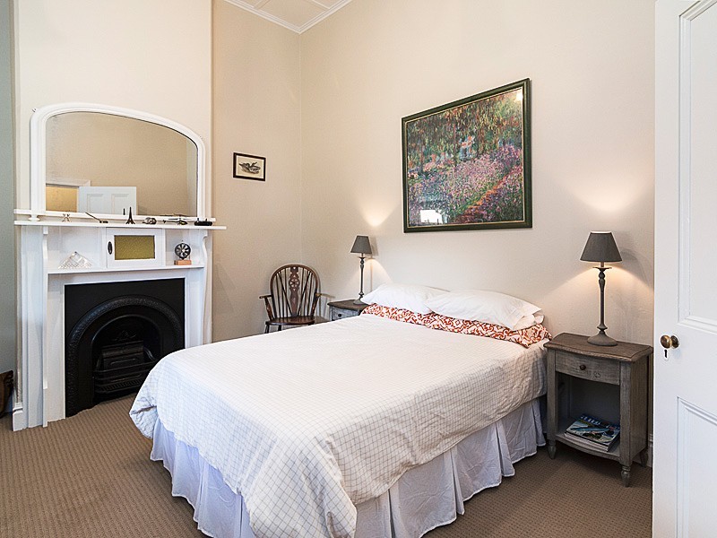 10 Rowe Street, Strathalbyn SA 5255