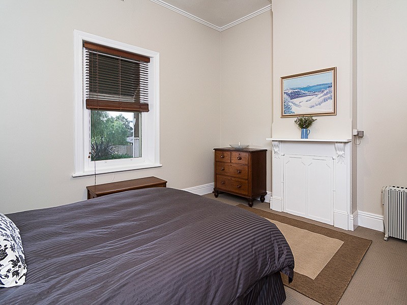 10 Rowe Street, Strathalbyn SA 5255