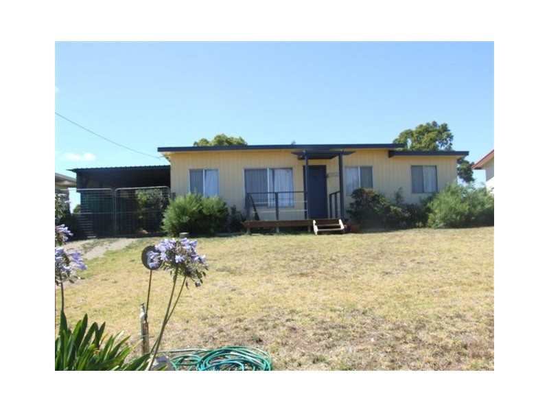 11 Shoreline Drive, Clayton SA 5256