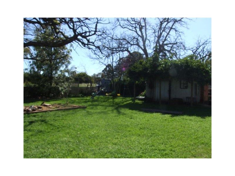 5 Parker Avenue, Strathalbyn SA 5255