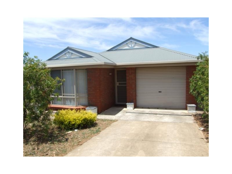 15 A Richardson Avenue, Strathalbyn SA 5255