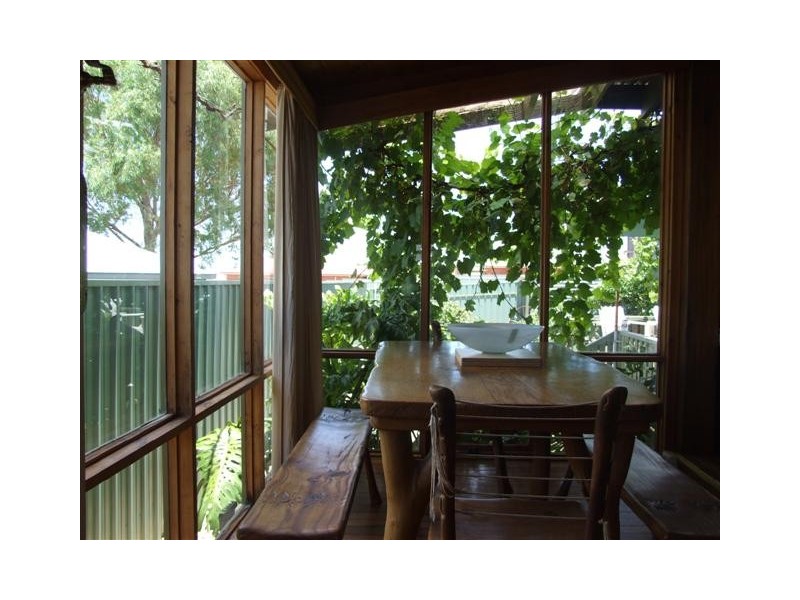 27 Marchant Road, Strathalbyn SA 5255