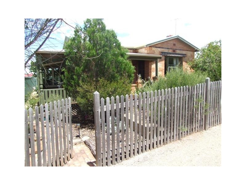 27 Marchant Road, Strathalbyn SA 5255